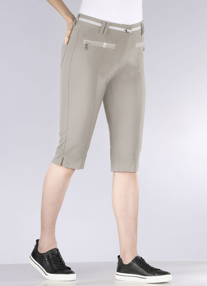 Genomarbetade bermudashorts SAND