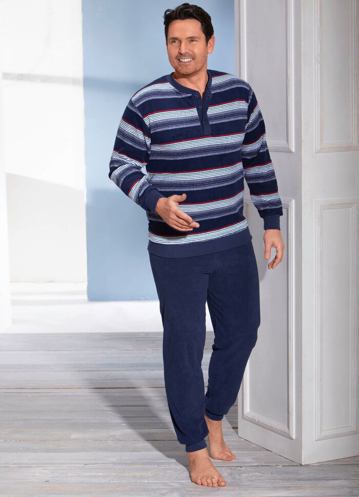 Pyjamas av frott&eacute;stretch, med knappsl&aring; och &auml;rmslut 