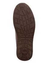 K&auml;ngor med sn&ouml;rning i skuggat nappal&auml;der fr&aring;n ko BRUNT