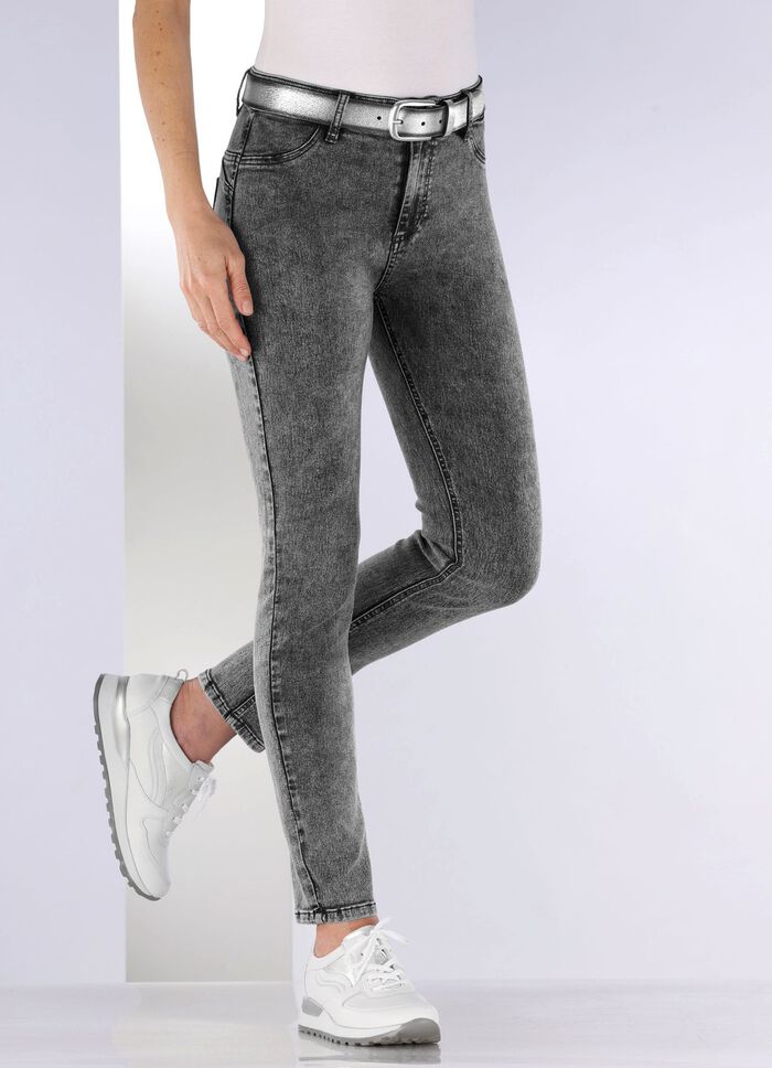 Ankell&aring;nga, figurformade jeans 
