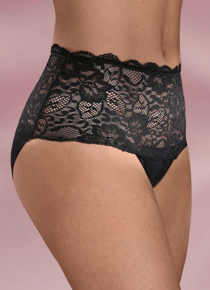 Trosor i trepack med elastisk spets 