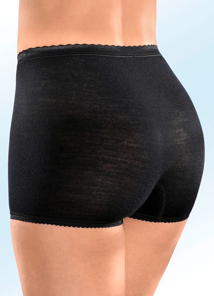 Con-ta tv&aring;pack trosor med res&aring;r i muddarna 