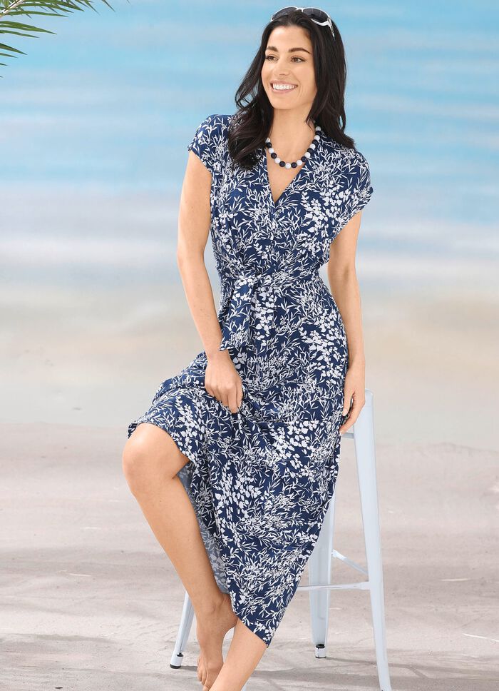 Laurina kl&auml;nning med en sofistikerad look 