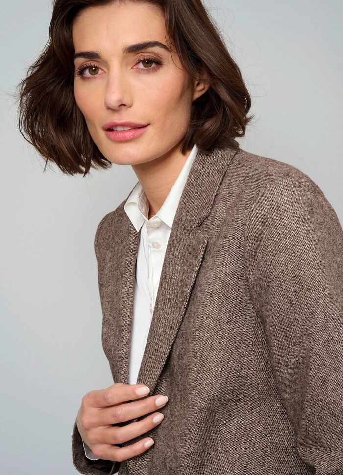 Kavaj med fickor med lock 