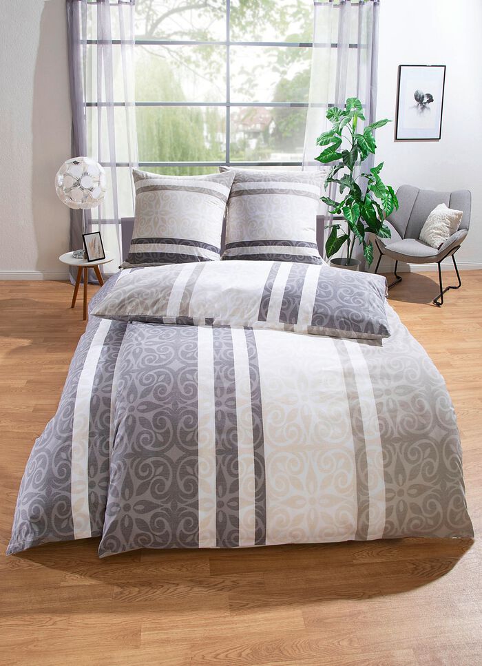 Polycotton s&auml;ngkl&auml;der fr&aring;n Dobnig 