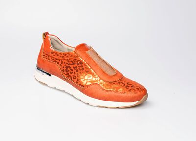 Fashionabla stretchsneaker i leopardlook 