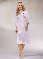 Två-pack nattlinnen, 3/4-lång ärm med knappslå 