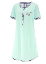 Tvåpack hållbara nattlinnen i bomull med knappslå