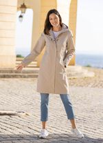 Funktionell jacka med fast huva 