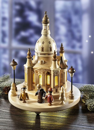 Upplyst Dresden Frauenkirche 