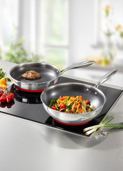 Rostfria stekpannor med non-stick bel&auml;ggning 