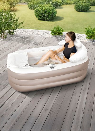 Uppbl&aring;sbart badkar 