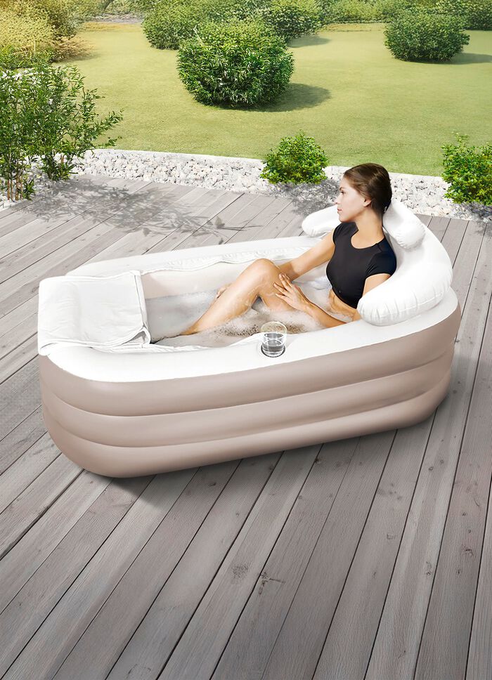 Uppbl&aring;sbart badkar 