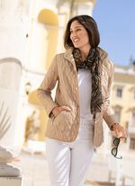 Jacka med dekorativ broderi 