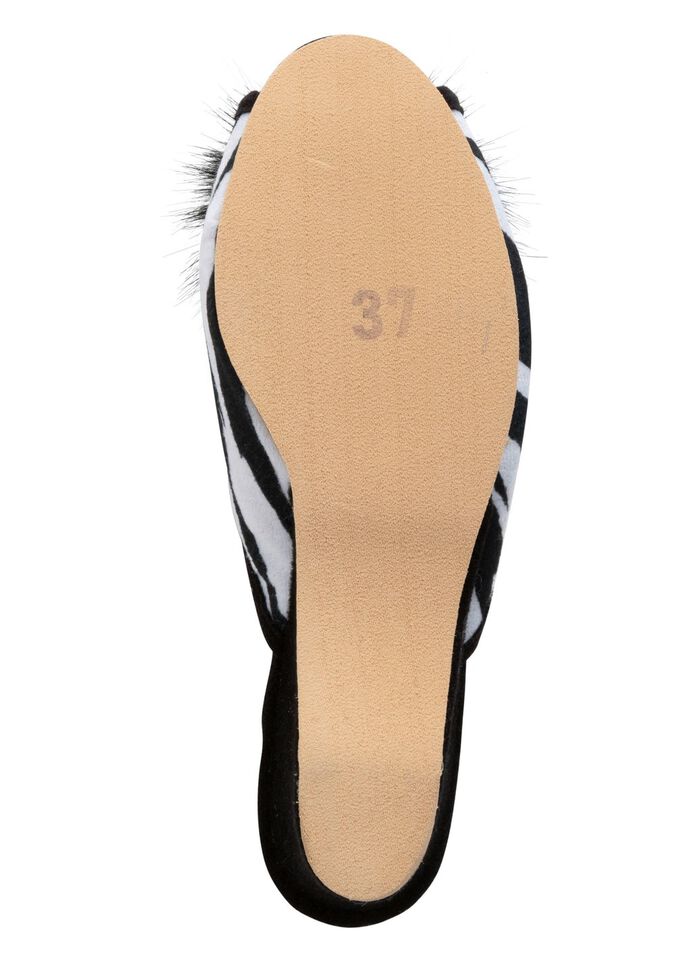 ELENA EDEN mulor med svart fuskp&auml;ls pompom SVARTVITT