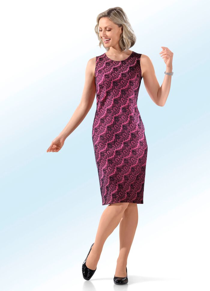 Kl&auml;nning 2 st med Chasuble 