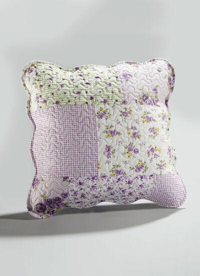 Digitaltryckt &ouml;verkast i patchwork-look 