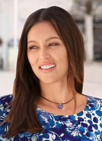 halsband i l&auml;dersn&ouml;re 