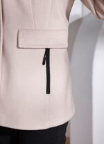 Jacka med avtagbar huva 