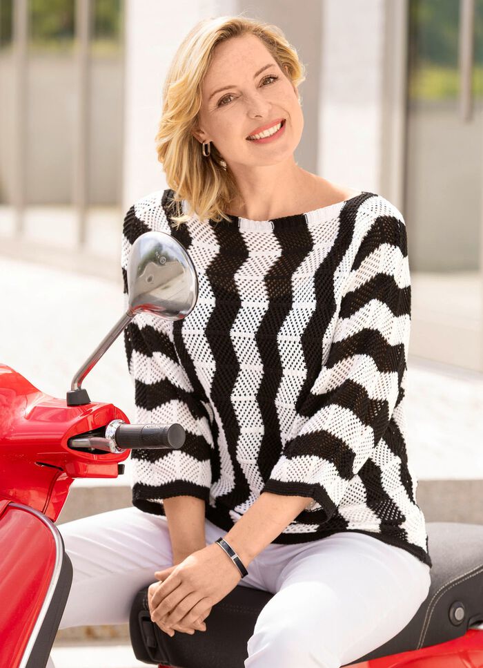 Tr&ouml;ja med str&auml;ckt v&aring;gm&ouml;nster 