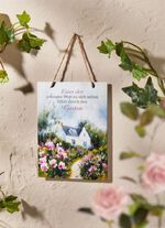 Romantisk tr&auml;dg&aring;rdsskylt i metall 