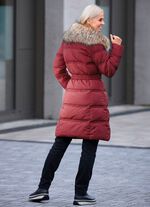 Kort kappa med sk&auml;rp VINR&Ouml;D