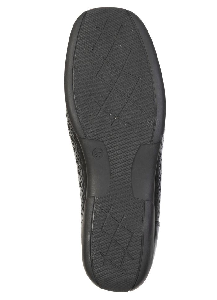 ELENA EDEN mockasintofflor med luftiga perforeringar 