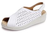 Tvillingssandal av luftigt perforerat kohudsnappaskinn VIT