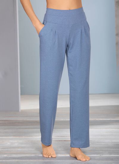 Byxor med brett resår i midjan 