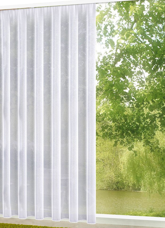 N&aring;got transparent persienn med automatiskt veckband 