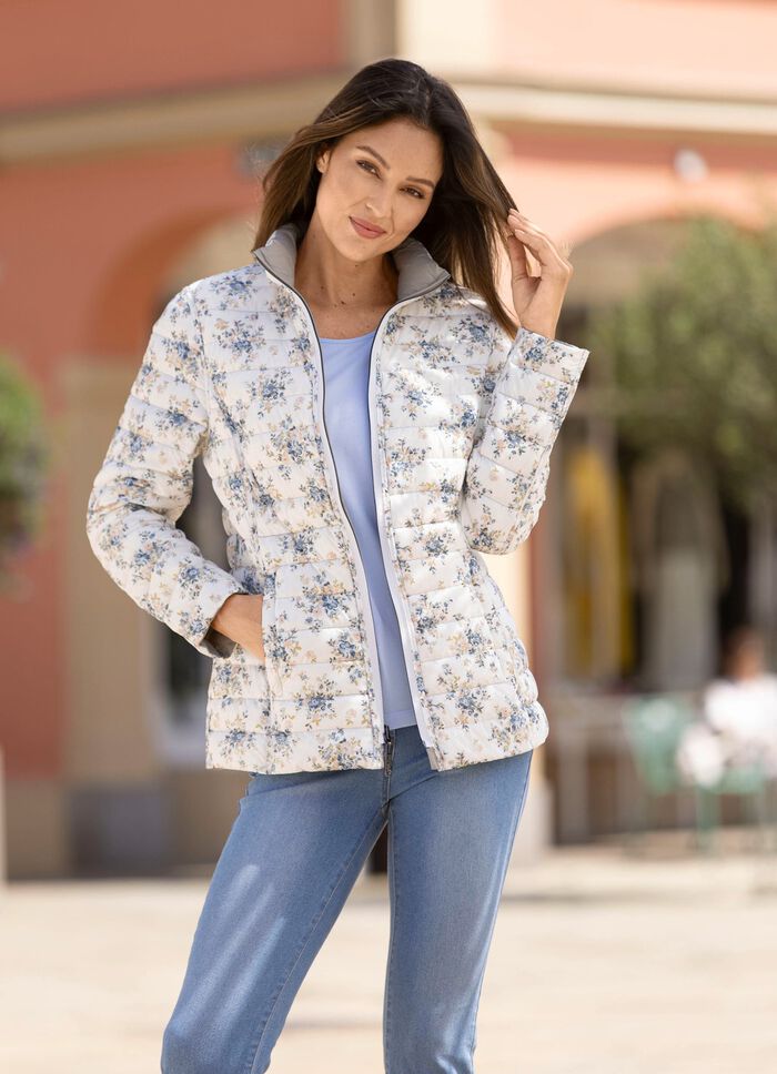 Funktionell v&auml;ndbar jacka med blomm&ouml;nster 