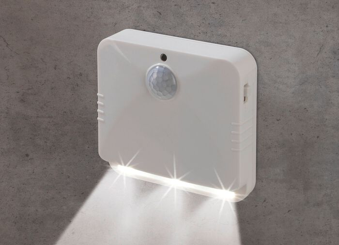 LED-sensorlampa, set om 2, fr&aring;n EASYmaxx 