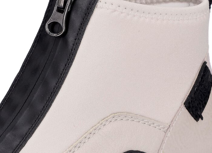 Rieker, snygga damst&ouml;vlar, vidd G, med dragkedja ECRU-SVART