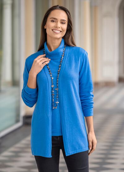 Stickat twinset i mycket mjuk kvalitet 