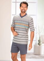 Set: Pyjamas och V-ringade shorts 