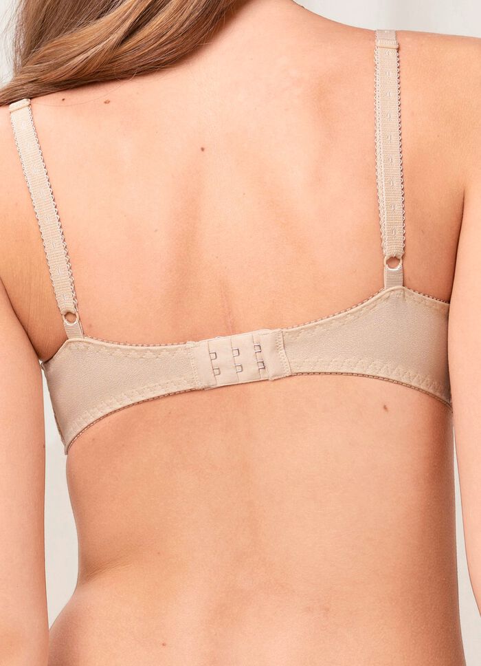 Triumph Amourette bygel-bh med elastisk spets 