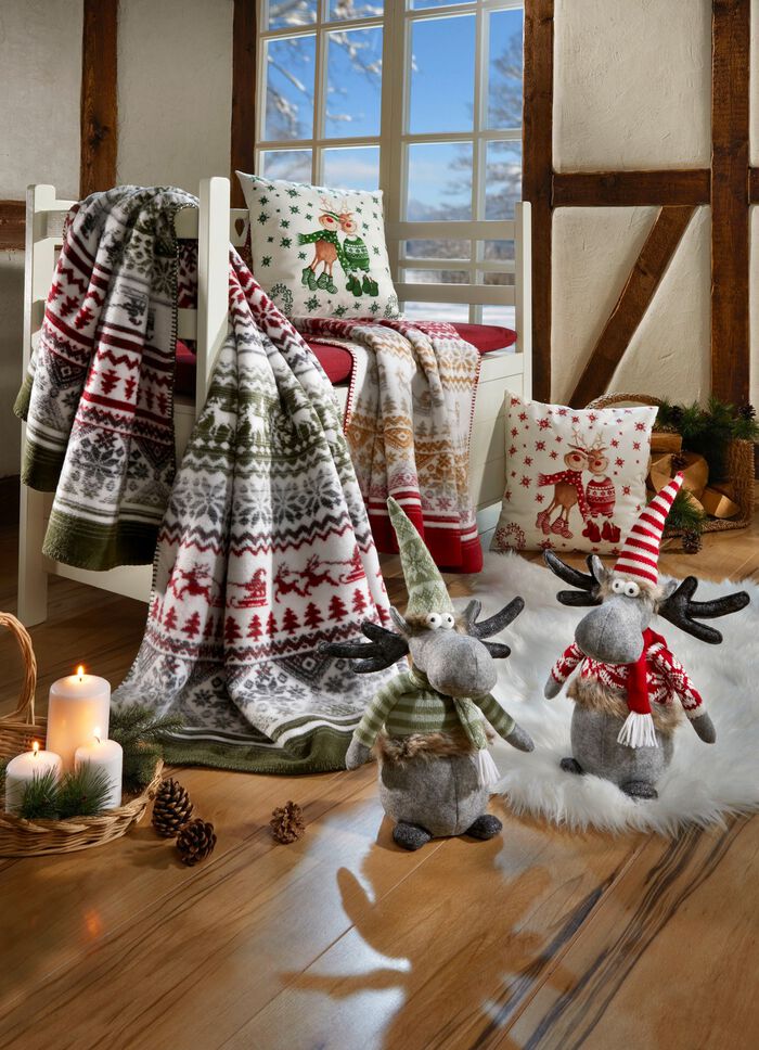 Kuddfodral med renpar i sammetslook GR&Ouml;N