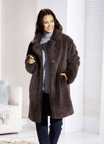 Kort kappa tillverkad av teddy plysch 