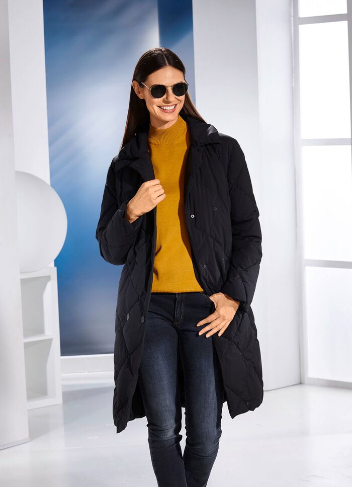 Funktionell kappa med diamantquiltning 