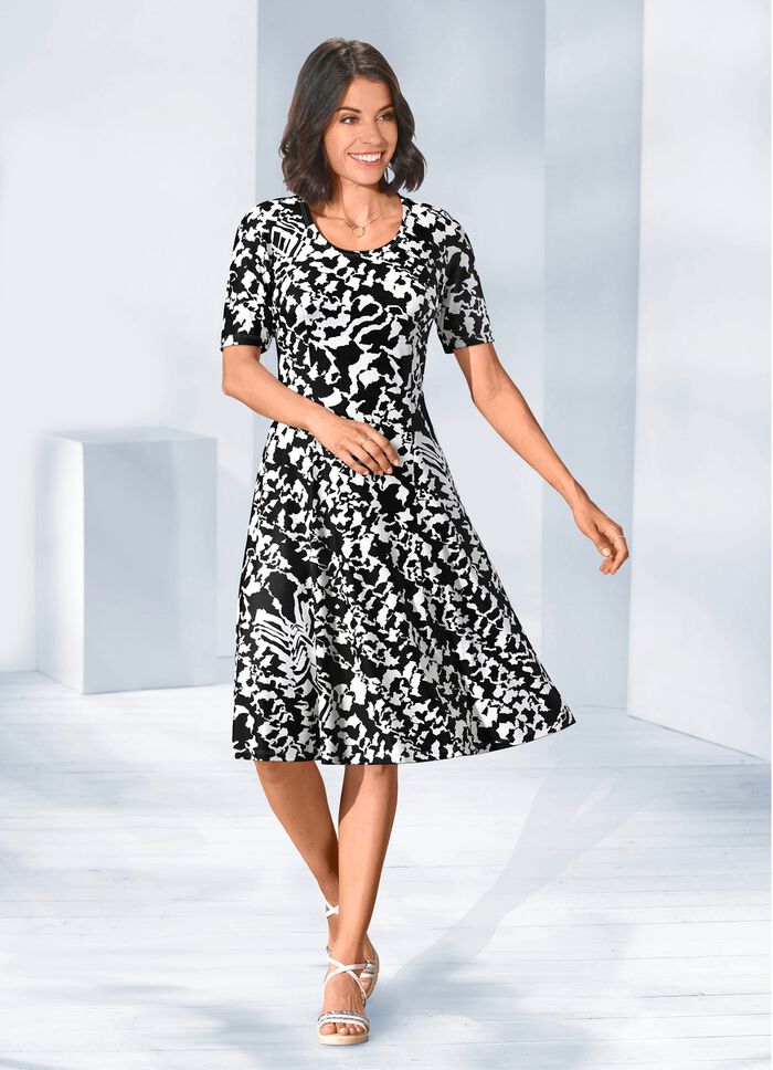 Kl&auml; dig i en sv&auml;ngig form 