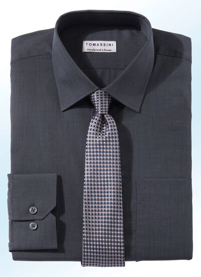 L&auml;ttstrykbar skjorta 