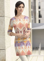 Stickad tunika i tryckt finstickning 