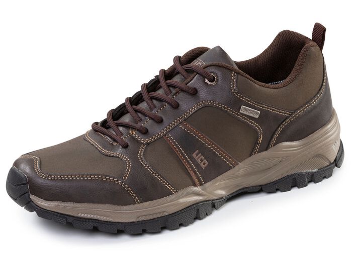 Andningsbara herrskor med sn&ouml;rning och klimatmembran 