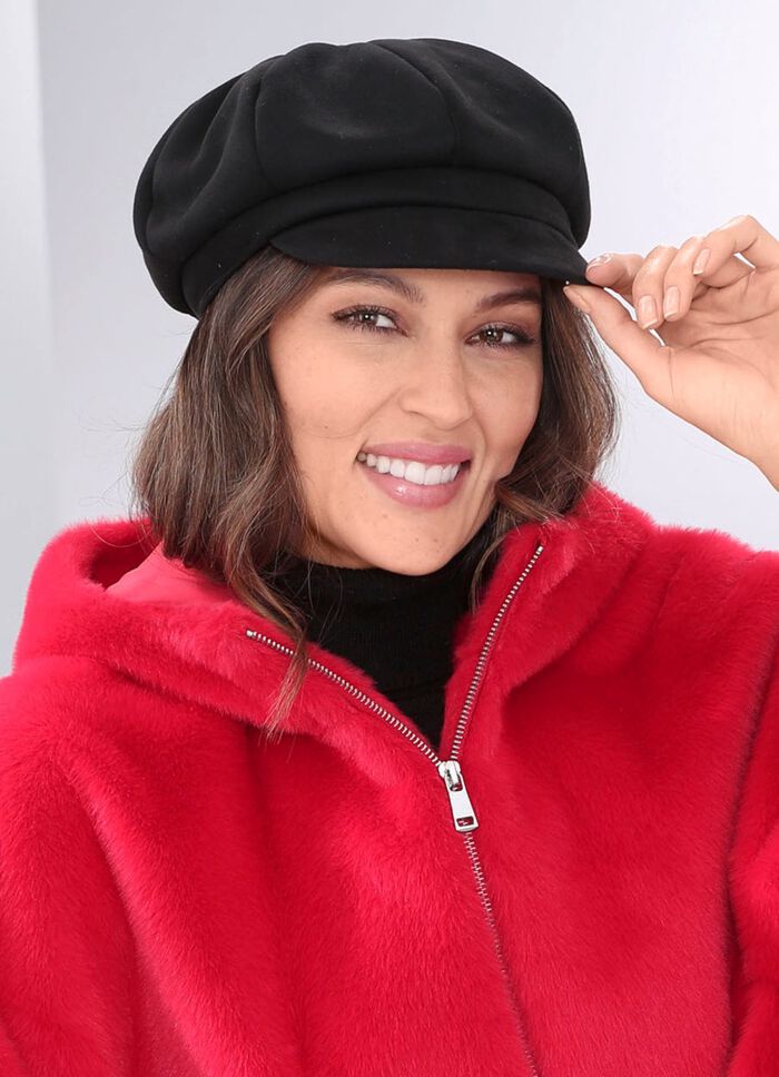 Elegant damkeps med res&aring;r baktill 