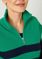 Tr&ouml;ja i p&auml;rlhugg 