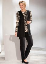 2-delat set best&aring;ende av v&auml;st och skjorta 