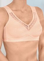 Susa-bh med elastisk spets i dekolletage 