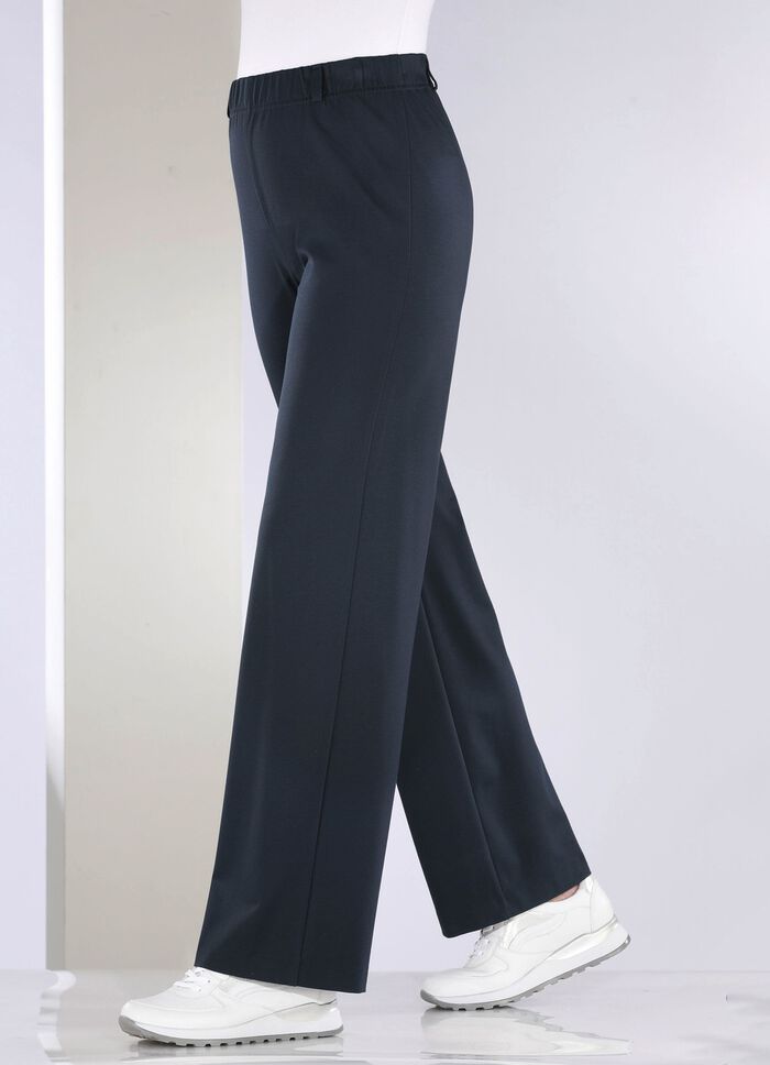 Byxor i modern palazzo-modell 