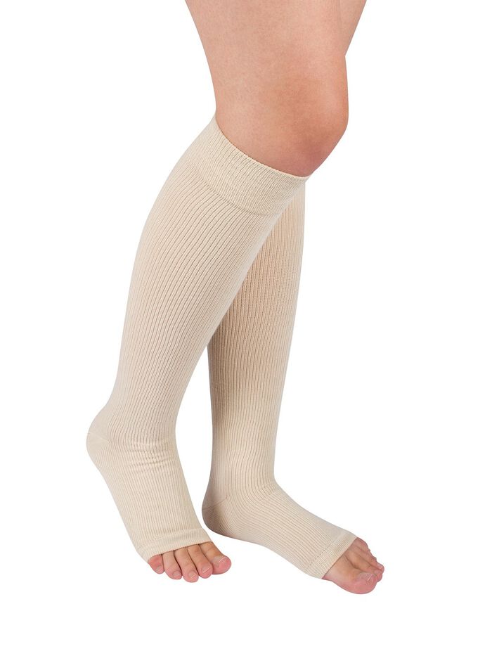 Tv&aring; paket st&ouml;dkn&auml;strumpor BEIGE