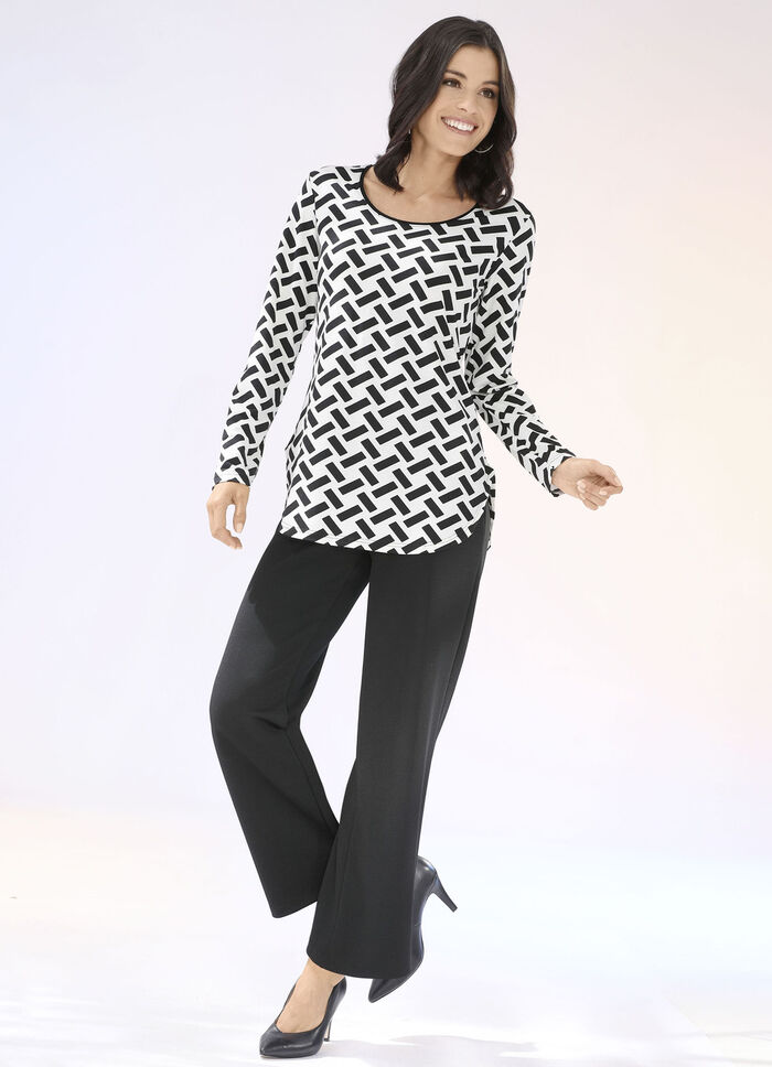 Byxor i moderiktig vidd SVART